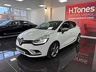 Used 2019 Renault Clio GT Line White - Interior and Exterior details 20