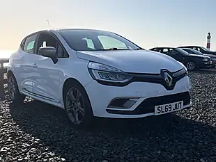 Used 2019 Renault Clio GT Line White - Interior and Exterior details 3