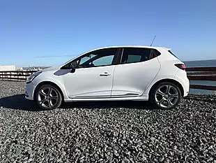 Used 2019 Renault Clio GT Line White - Interior and Exterior details 8