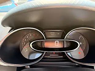 Used 2019 Renault Clio Iconic Black - Interior and Exterior details 17