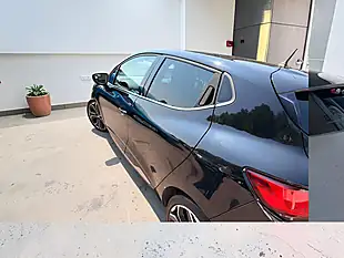 Used 2019 Renault Clio Iconic Black - Interior and Exterior details 7