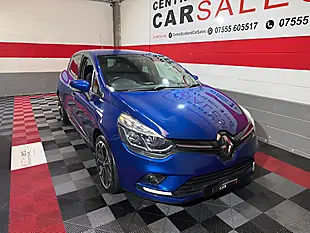 Used 2019 Renault Clio Iconic Blue - Interior and Exterior details 6
