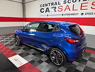 Used 2019 Renault Clio Iconic Blue - Interior and Exterior details 9