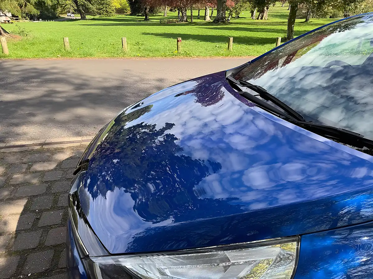 Used 2019 Renault Clio Iconic Blue - Interior and Exterior details 18