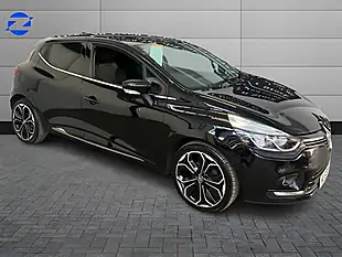 Used 2019 Renault Clio Iconic Diamond Black - Interior and Exterior details 7
