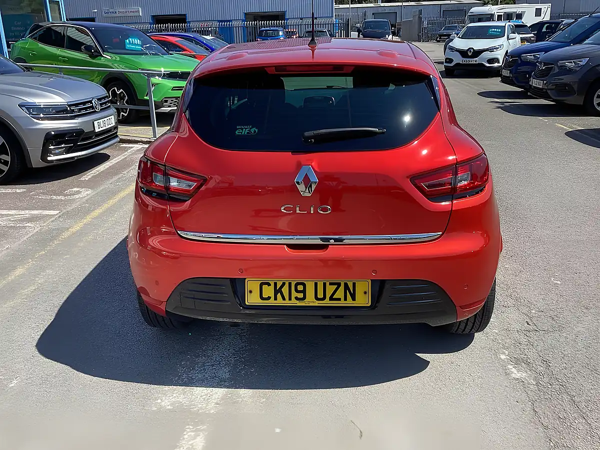 Used 2019 Renault Clio Iconic Flame Red - Interior and Exterior details 11