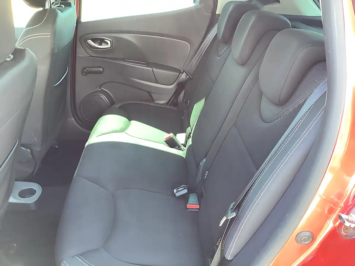 Used 2019 Renault Clio Iconic Flame Red - Interior and Exterior details 16