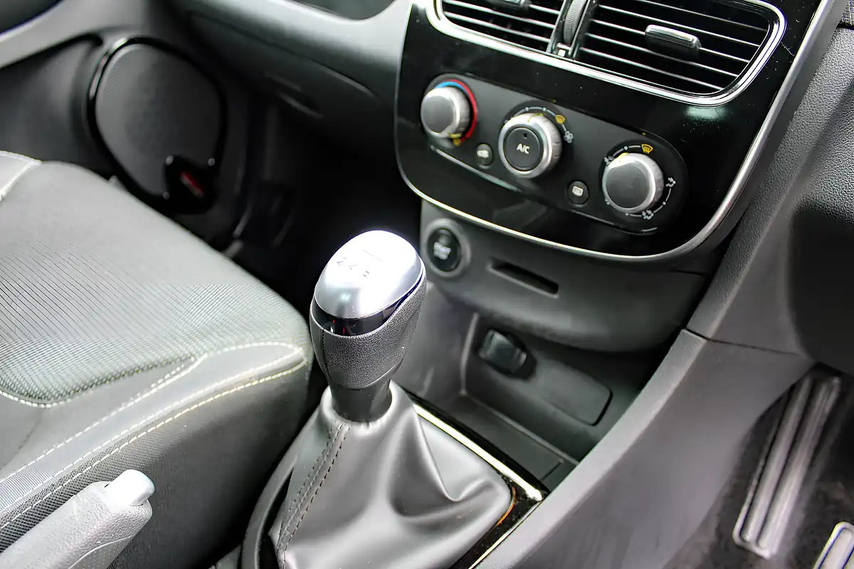 Used 2019 Renault Clio Iconic Grey - Interior and Exterior details 19