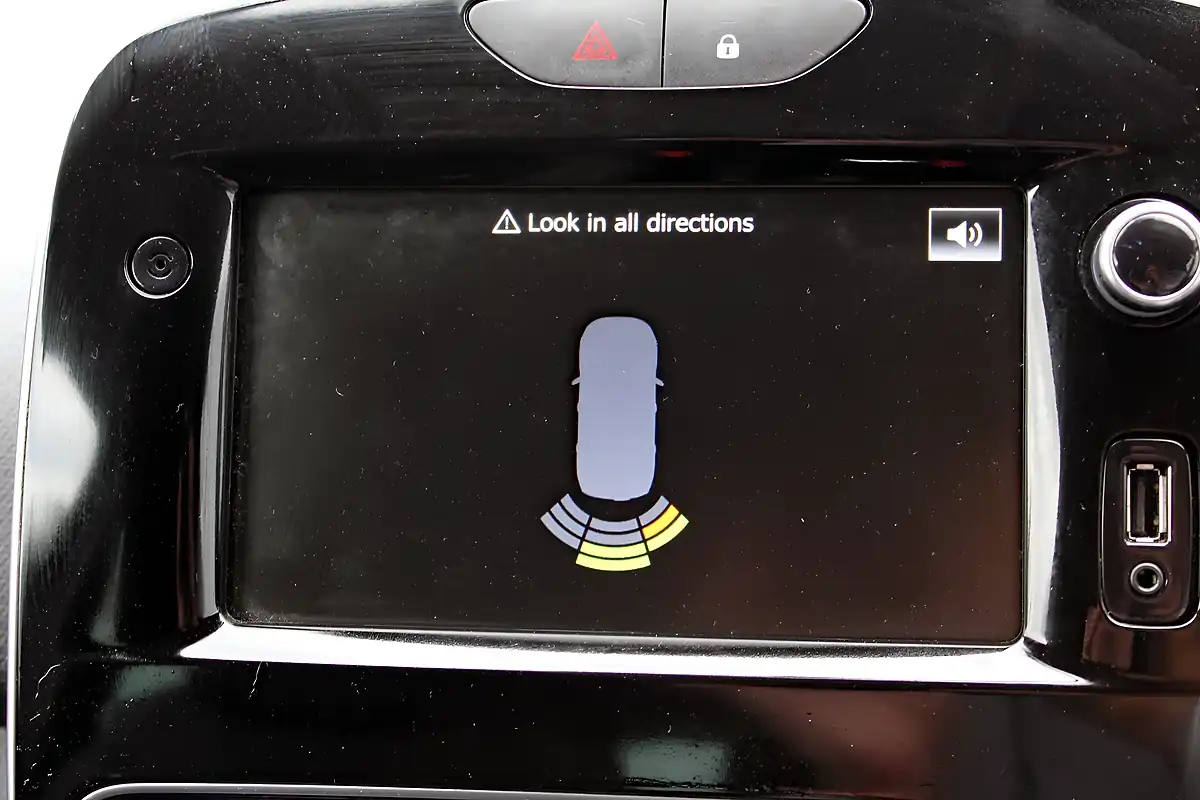 Used 2019 Renault Clio Iconic Grey - Interior and Exterior details 20