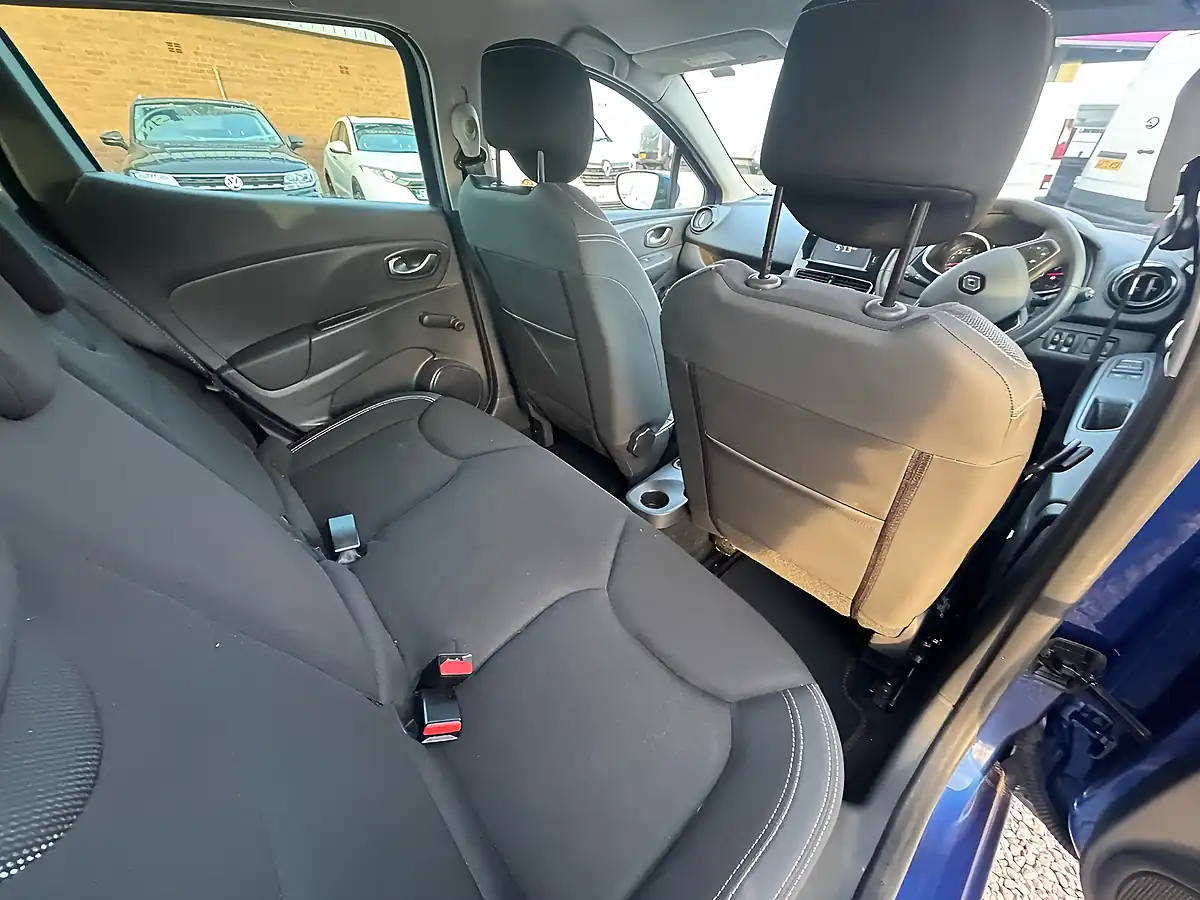 Used 2019 Renault Clio Iconic Iron Blue - Interior and Exterior details 13