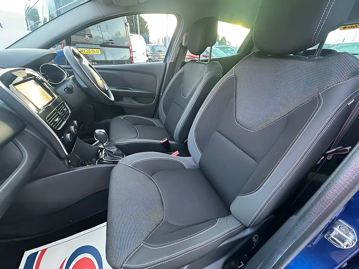 Used 2019 Renault Clio Iconic Iron Blue - Interior and Exterior details 16