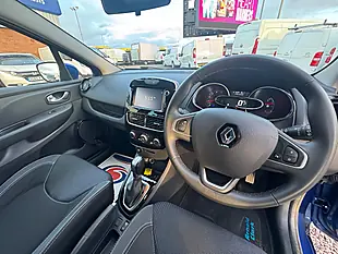 Used 2019 Renault Clio Iconic Iron Blue - Interior and Exterior details 17