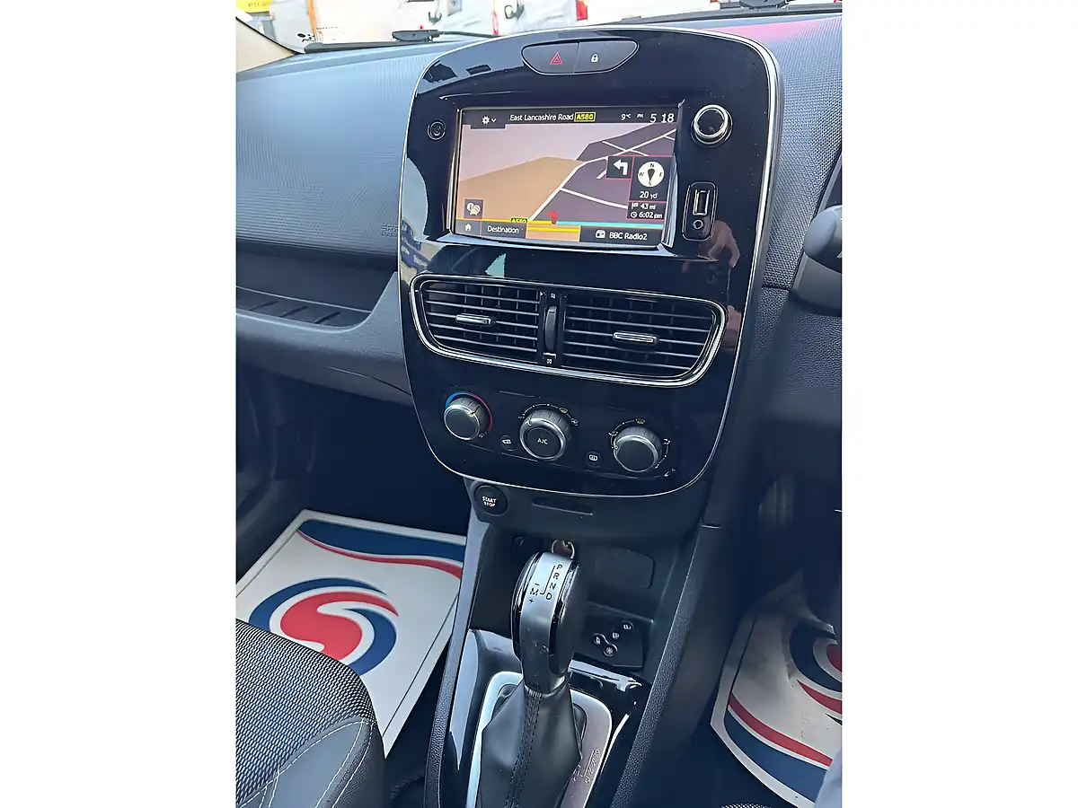 Used 2019 Renault Clio Iconic Iron Blue - Interior and Exterior details 19