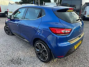 Used 2019 Renault Clio Iconic Iron Blue - Interior and Exterior details 6