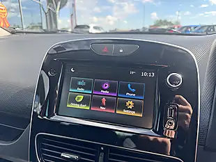 Used 2019 Renault Clio Iconic Red - Interior and Exterior details 14