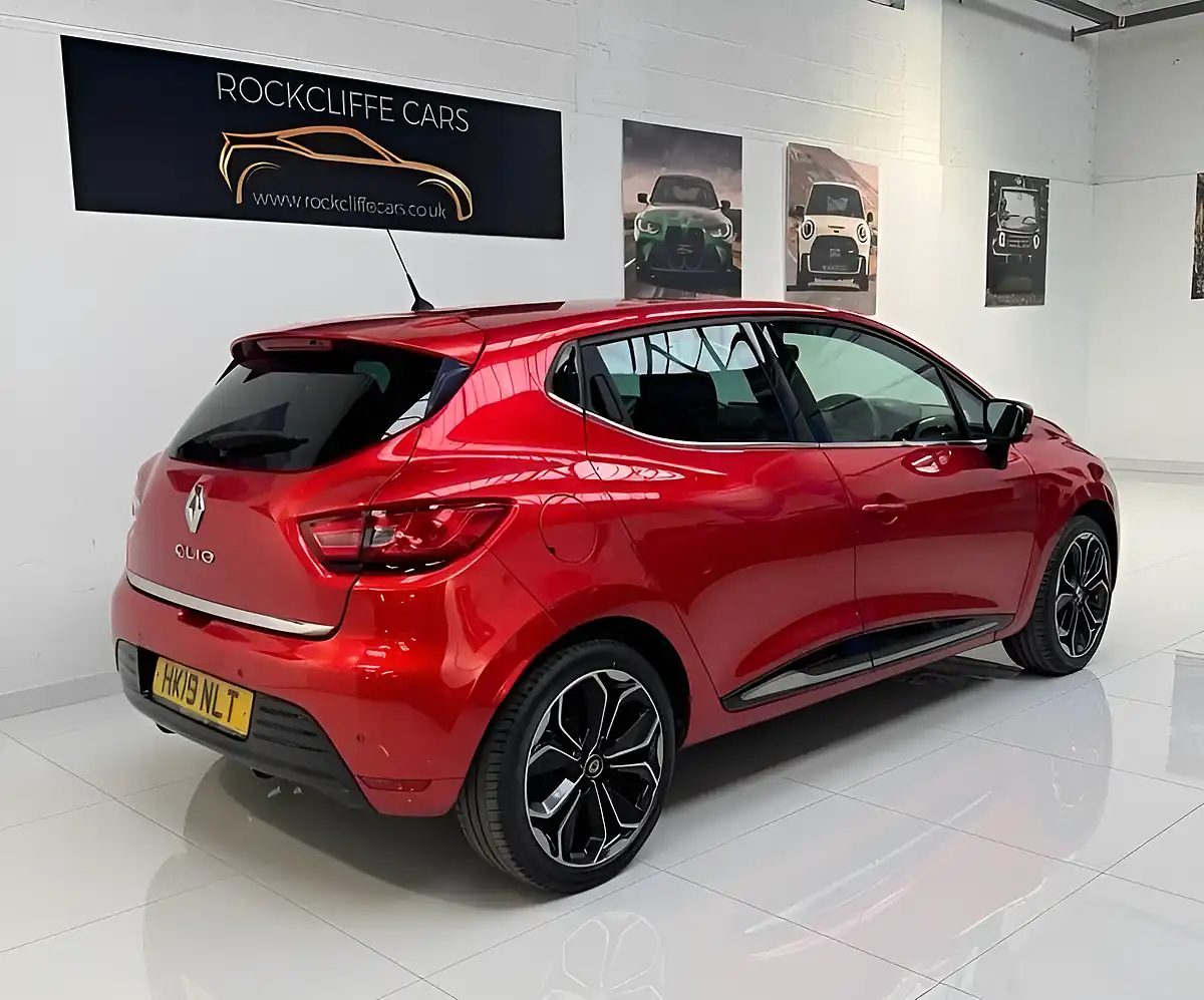 Used 2019 Renault Clio Iconic Red - Interior and Exterior details 18
