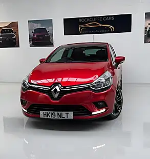 Used 2019 Renault Clio Iconic Red - Interior and Exterior details 20