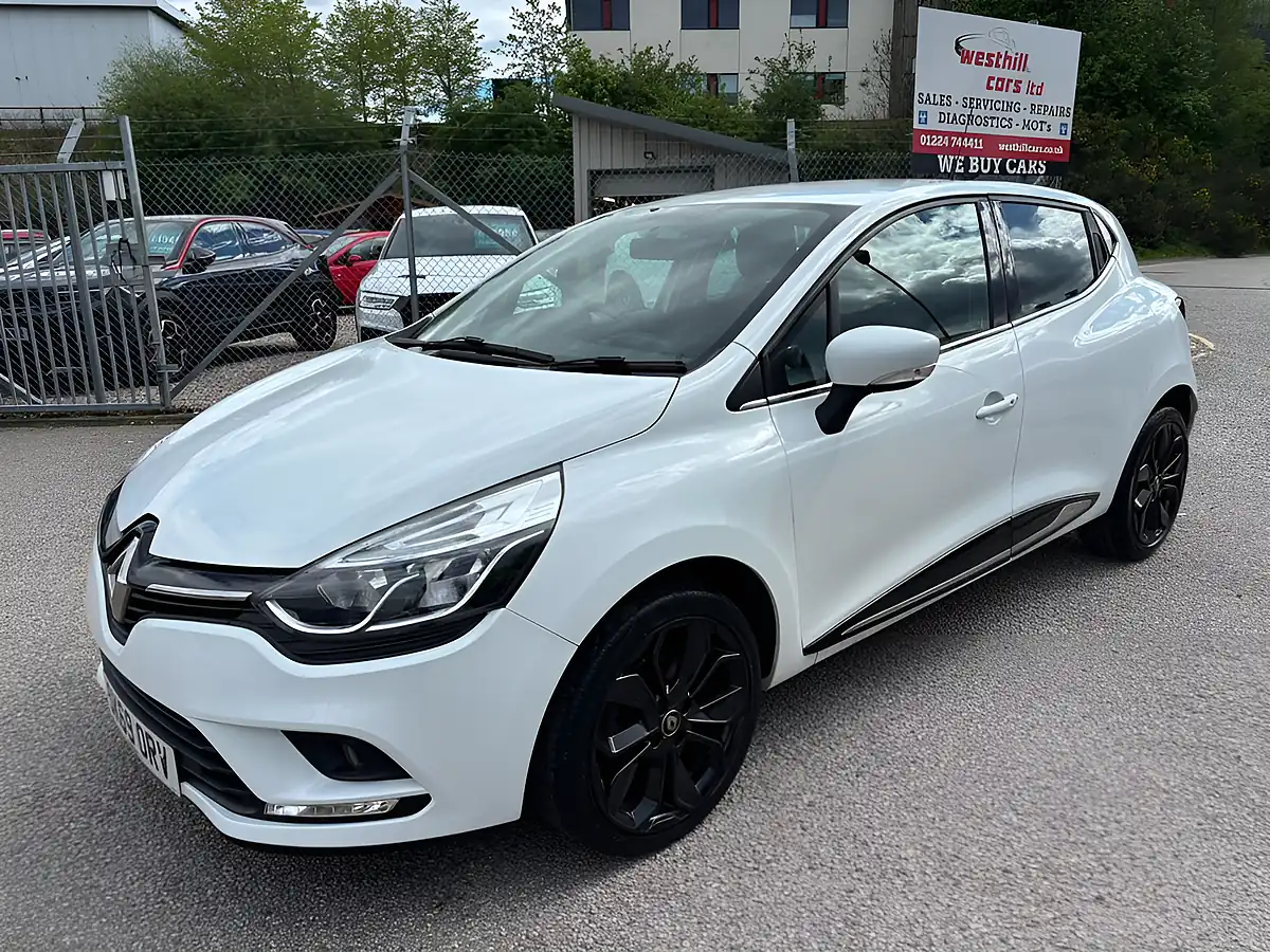 Used 2019 Renault Clio Iconic White - Interior and Exterior details 13