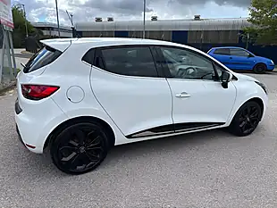 Used 2019 Renault Clio Iconic White - Interior and Exterior details 7