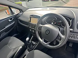 Used 2019 Renault Clio Iconic White - Interior and Exterior details 16