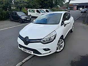 Used 2019 Renault Clio Iconic White - Interior and Exterior details 3