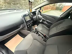 Used 2019 Renault Clio Iconic White - Interior and Exterior details 17