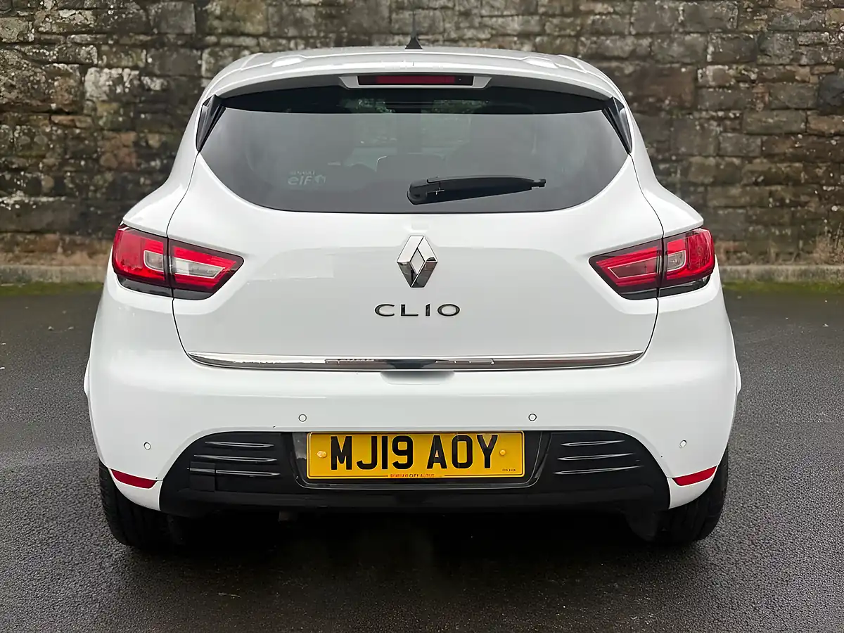 Used 2019 Renault Clio Iconic White - Interior and Exterior details 7