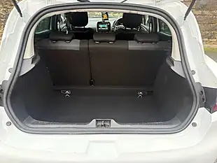 Used 2019 Renault Clio Iconic White - Interior and Exterior details 9