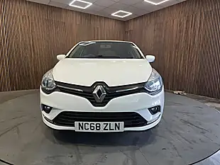 Used 2019 Renault Clio Iconic White - Interior and Exterior details 2