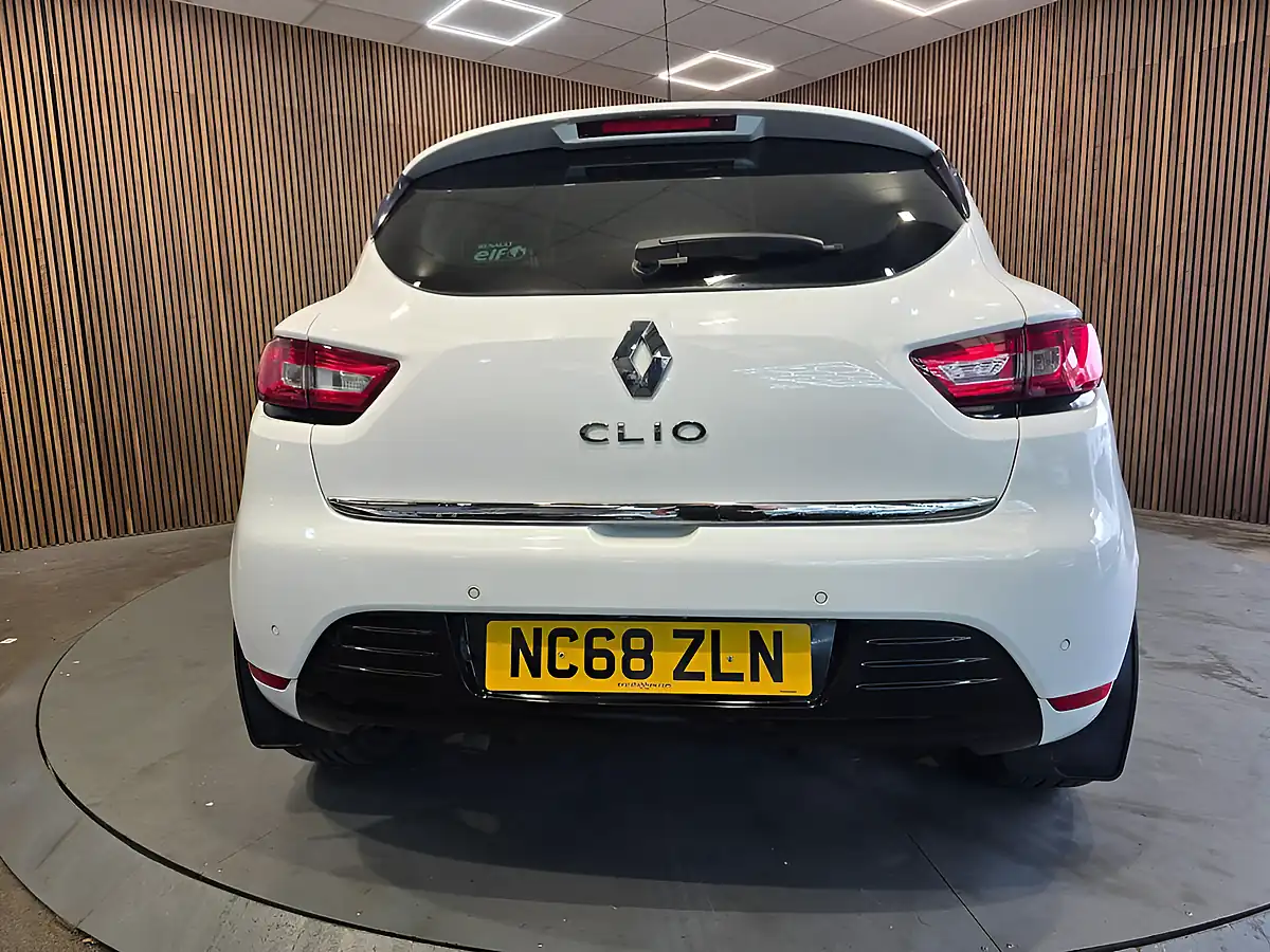 Used 2019 Renault Clio Iconic White - Interior and Exterior details 6