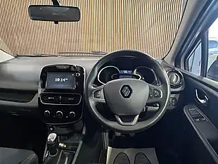 Used 2019 Renault Clio Iconic White - Interior and Exterior details 9