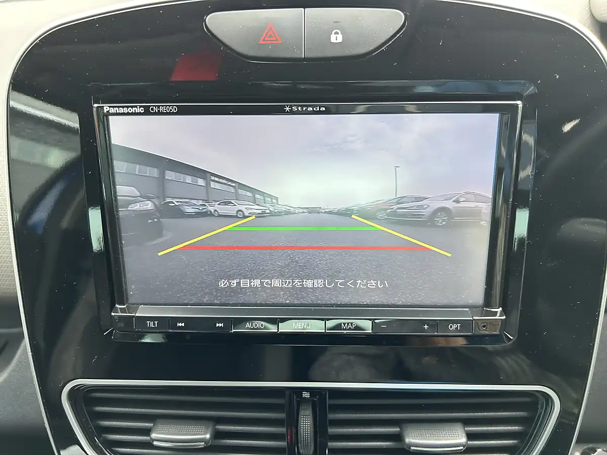 Used 2019 Renault Clio Lutecia Blue - Interior and Exterior details 16
