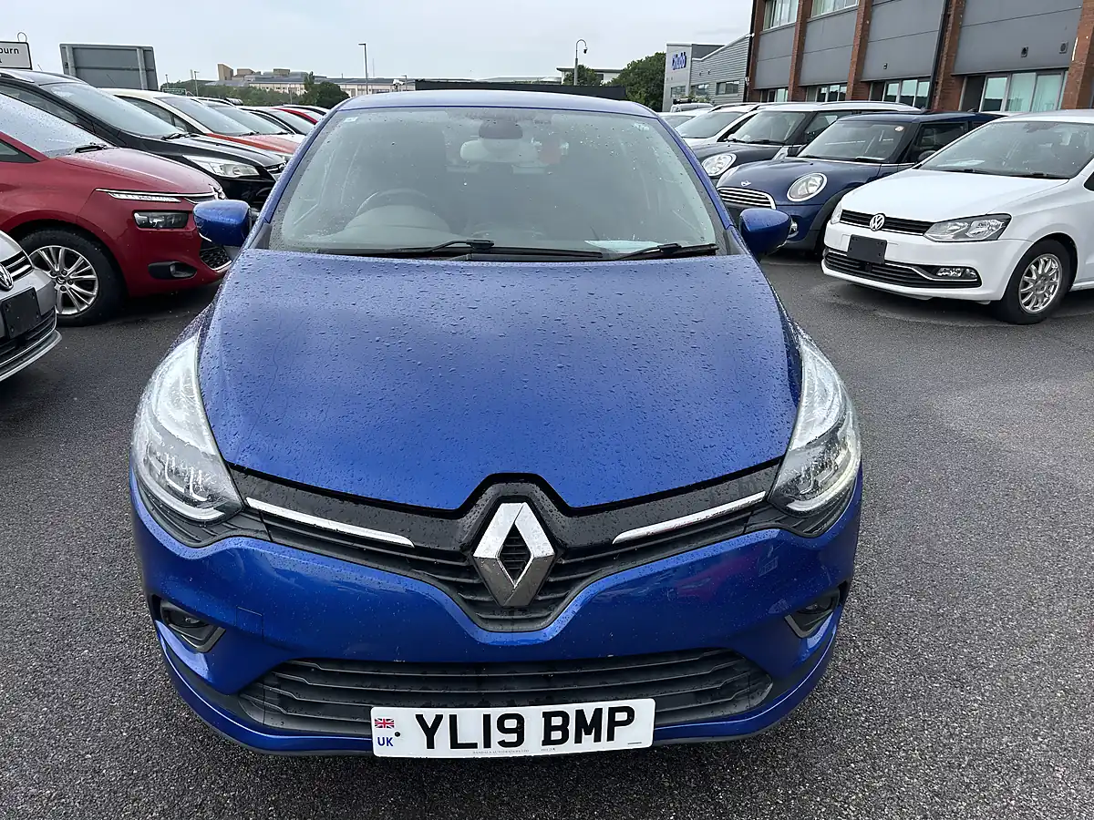 Used 2019 Renault Clio Lutecia Blue - Interior and Exterior details 2