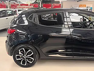Used 2019 Renault Clio Play Black - Interior and Exterior details 11