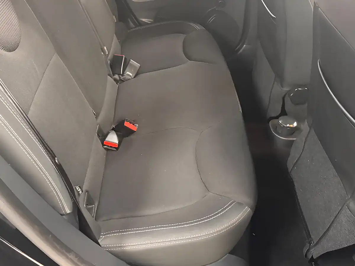 Used 2019 Renault Clio Play Black - Interior and Exterior details 17