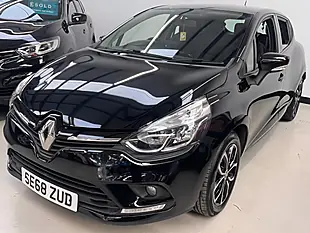 Used 2019 Renault Clio Play Black - Interior and Exterior details 3