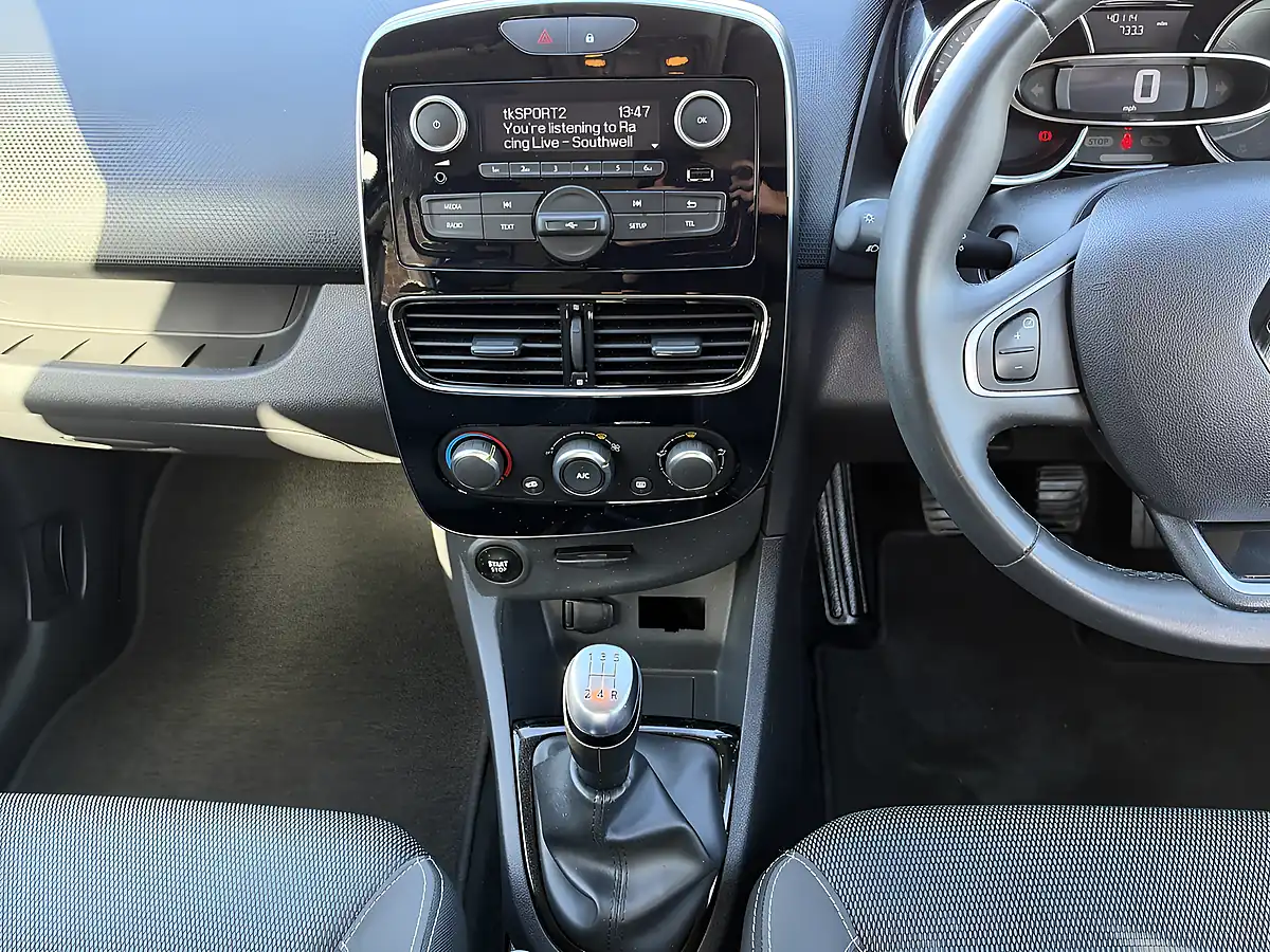 Used 2019 Renault Clio Play Black Metallic - Interior and Exterior details 12