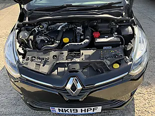 Used 2019 Renault Clio Play Black Metallic - Interior and Exterior details 18