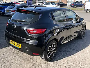 Used 2019 Renault Clio Play Black Metallic - Interior and Exterior details 6