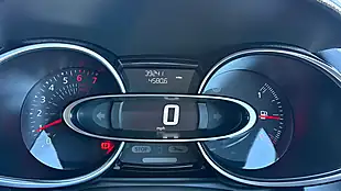Used 2019 Renault Clio Play Red - Interior and Exterior details 10