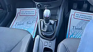 Used 2019 Renault Clio Play Red - Interior and Exterior details 11