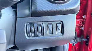 Used 2019 Renault Clio Play Red - Interior and Exterior details 19
