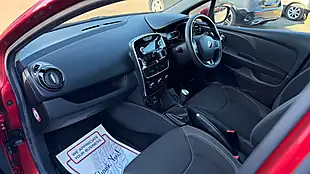 Used 2019 Renault Clio Play Red - Interior and Exterior details 5