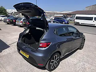 Used 2019 Renault Clio Play Titanium Grey Met - Interior and Exterior details 18