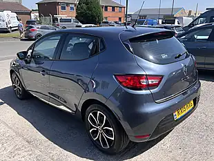 Used 2019 Renault Clio Play Titanium Grey Met - Interior and Exterior details 8