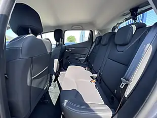 Used 2019 Renault Clio Play Titanium Grey Metallic - Interior and Exterior details 14