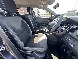 Used 2019 Renault Clio Play Titanium Grey Metallic - Interior and Exterior details 3