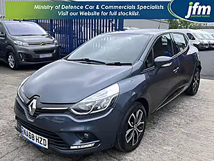 Used 2019 Renault Clio Play Titanium Grey Metallic - Interior and Exterior details 10