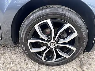 Used 2019 Renault Clio Play Titanium Grey Metallic - Interior and Exterior details 19