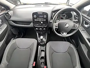 Used 2019 Renault Clio Play Titanium Grey Metallic - Interior and Exterior details 2